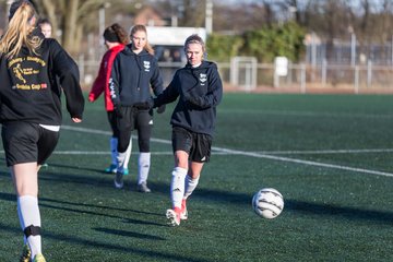 Bild 38 - Frauen SG Holstein Sued - SV Gruenweiss-Siebenbaeumen : Ergebnis: 0:2